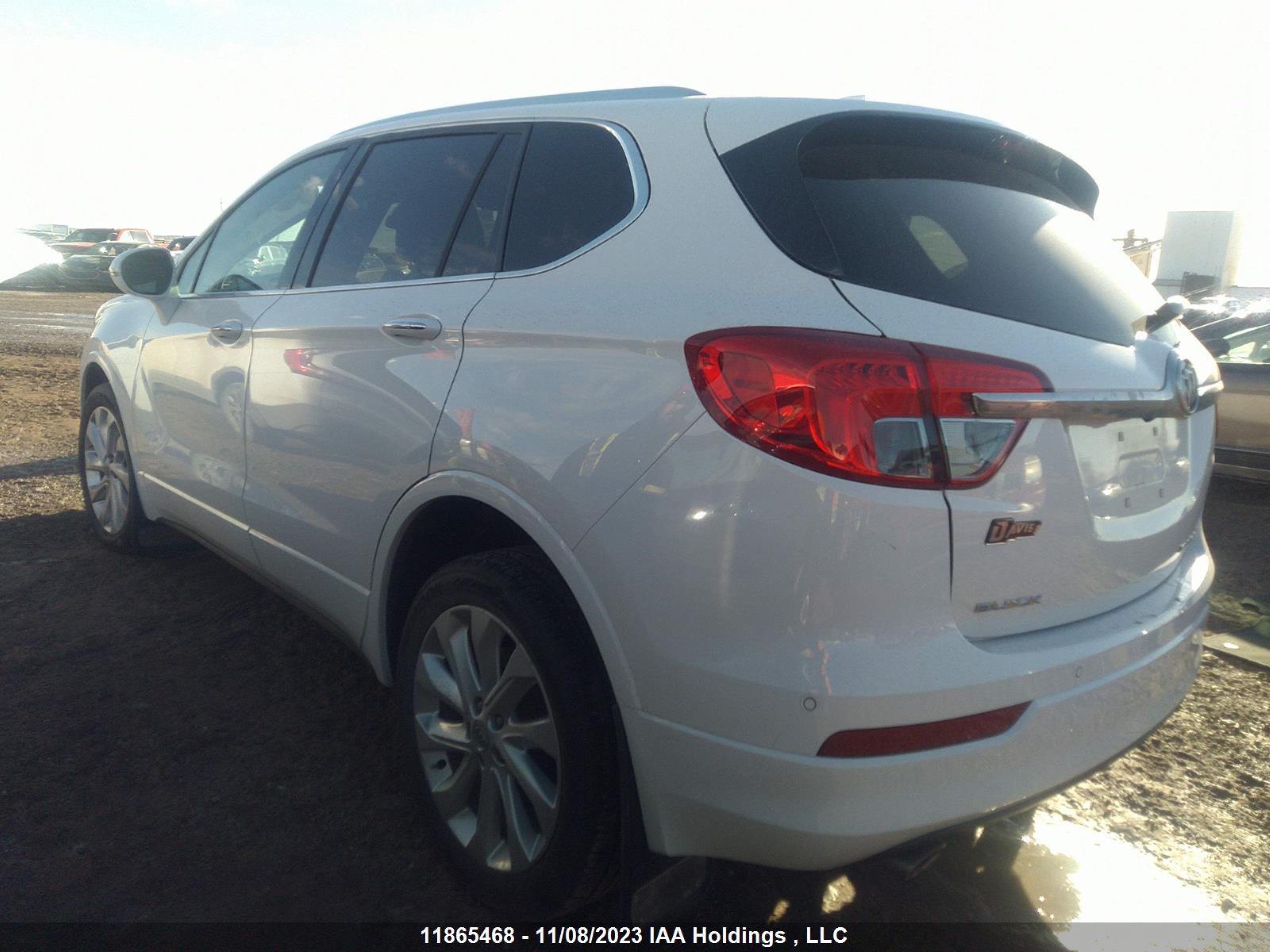 Photo 2 VIN: LRBFX3SX0JD055266 - BUICK ENVISION 