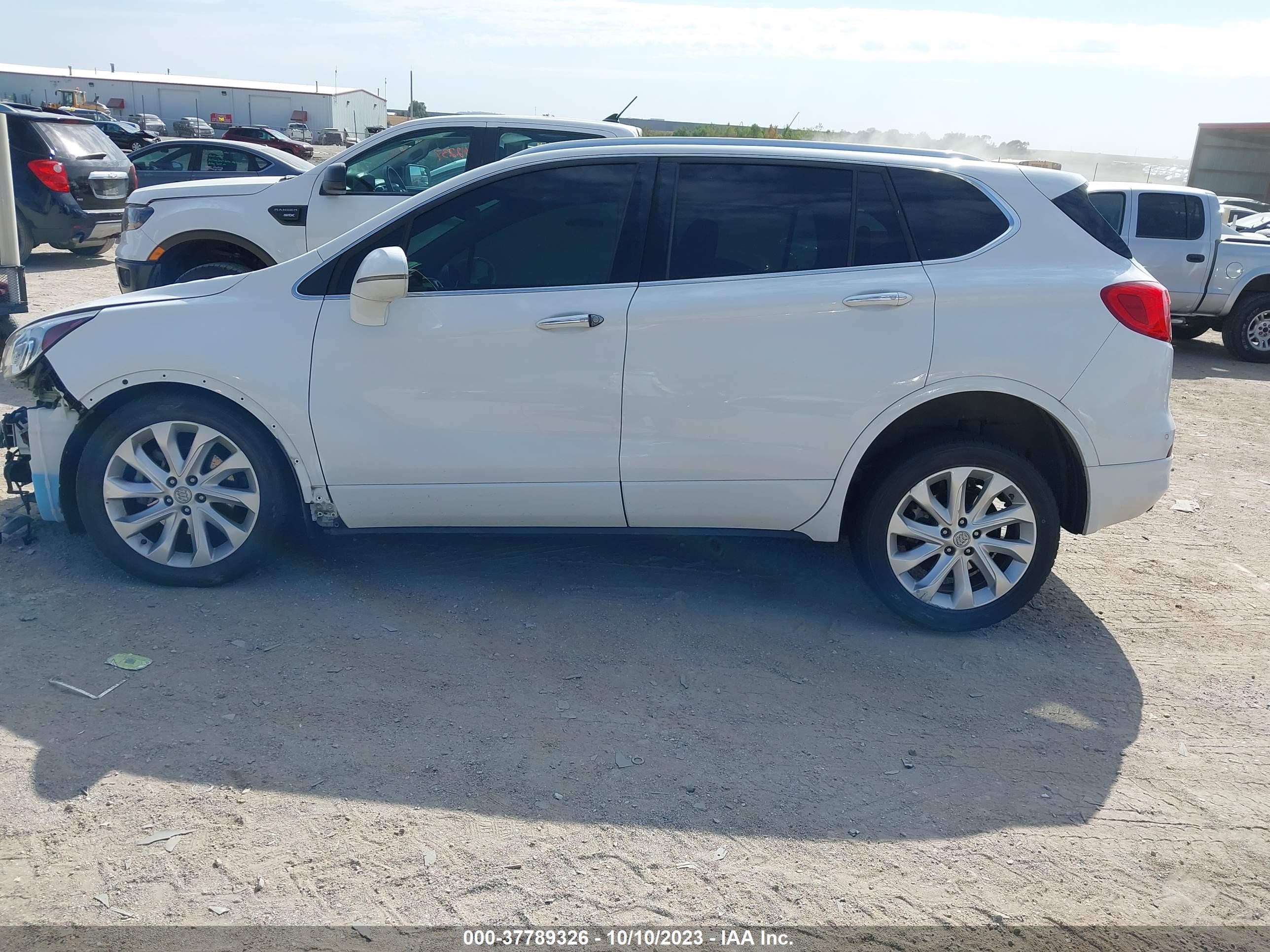 Photo 13 VIN: LRBFX3SX2JD116441 - BUICK ENVISION 