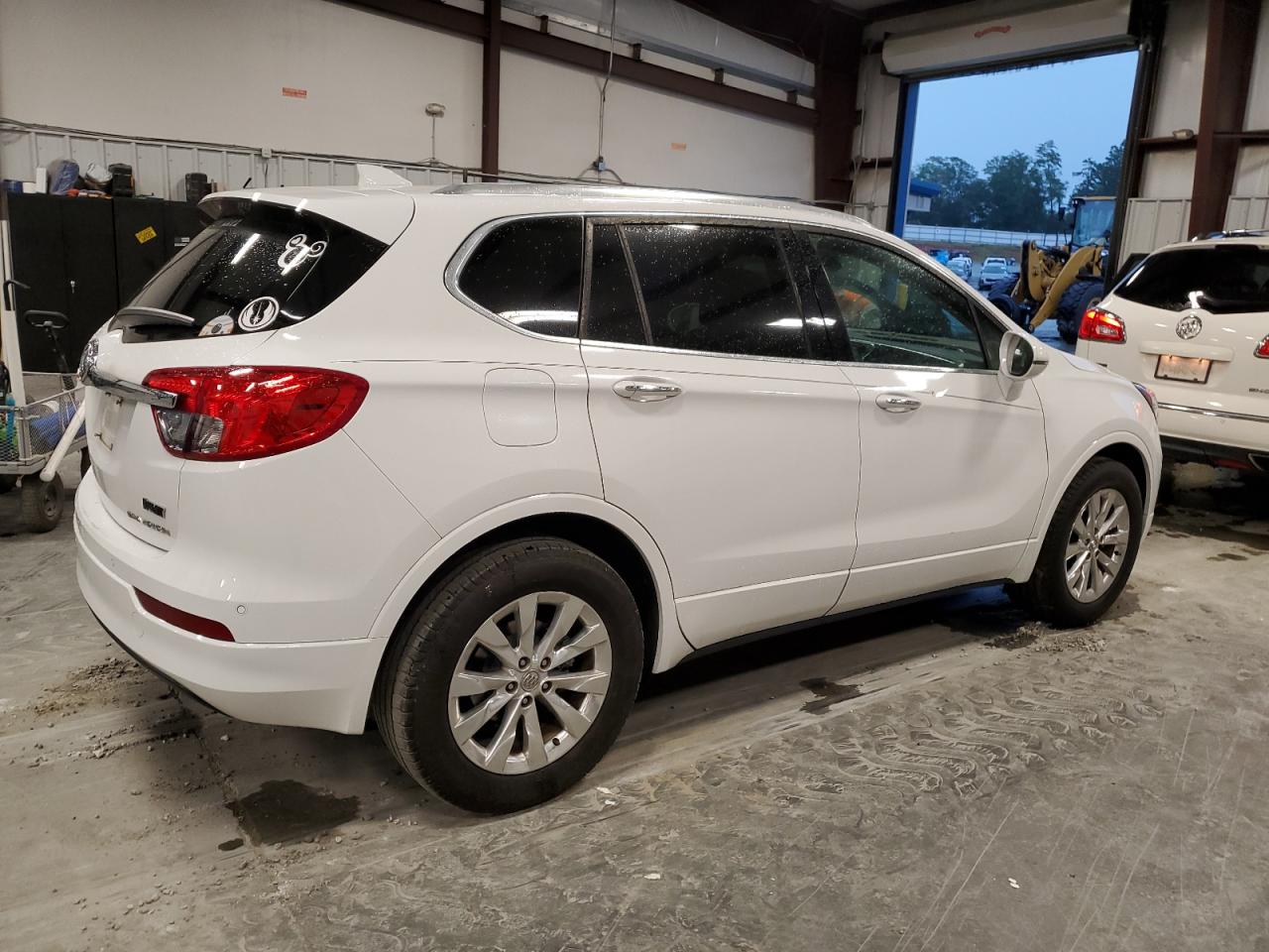 Photo 2 VIN: LRBFXBSA7HD109601 - BUICK ENVISION 