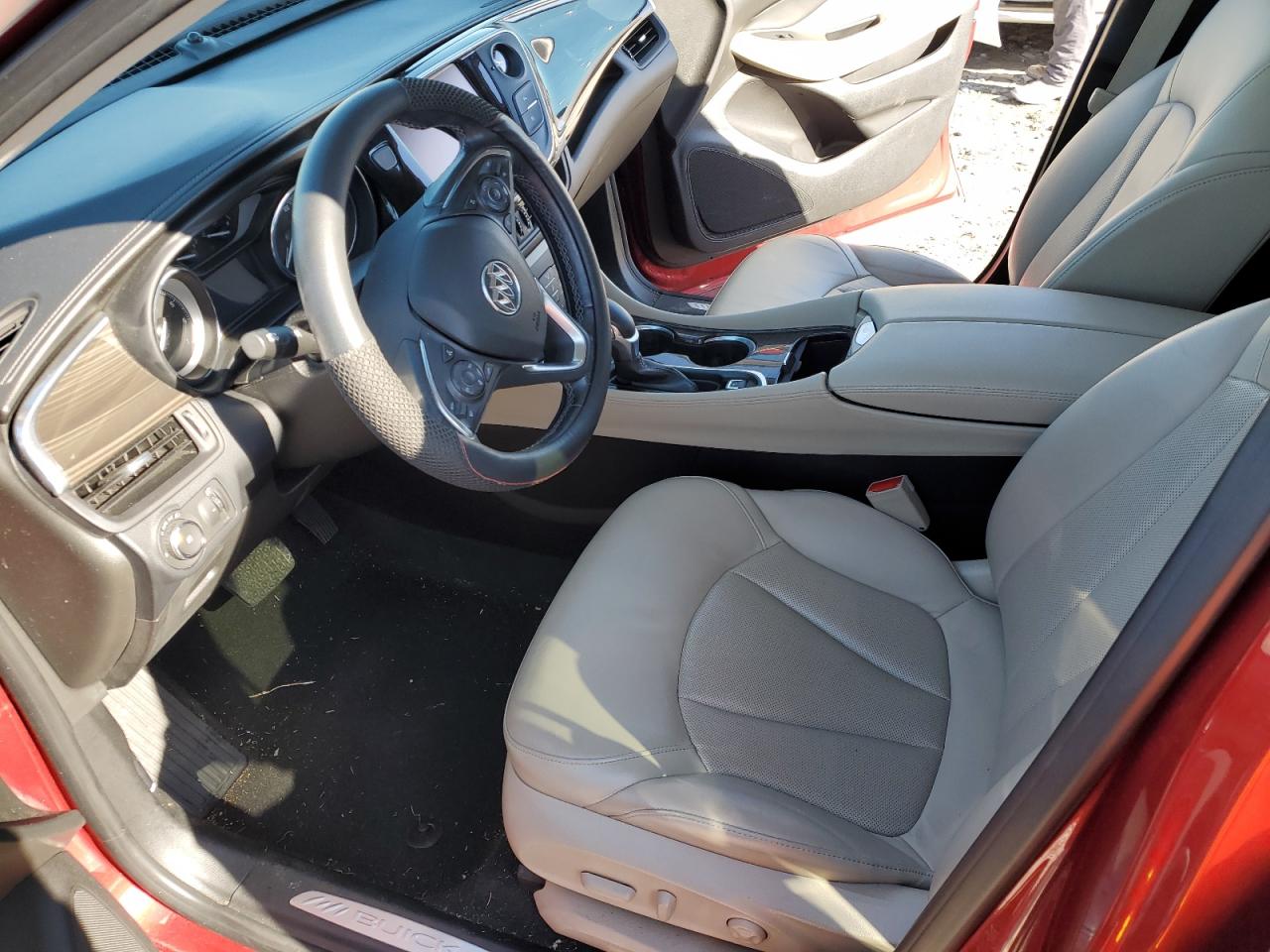 Photo 6 VIN: LRBFXCSA6KD111773 - BUICK ENVISION 