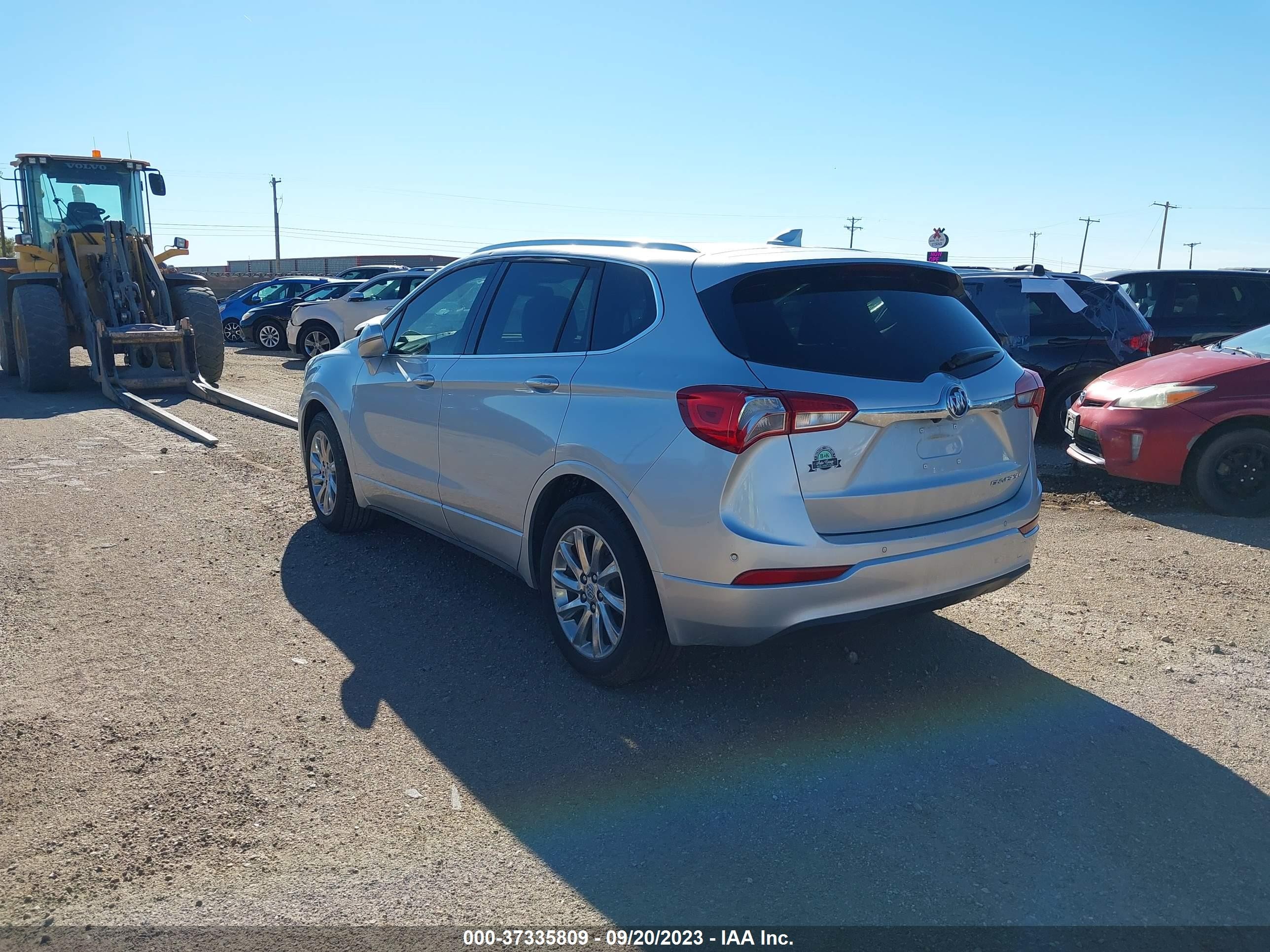 Photo 2 VIN: LRBFXCSA7KD018597 - BUICK ENVISION 