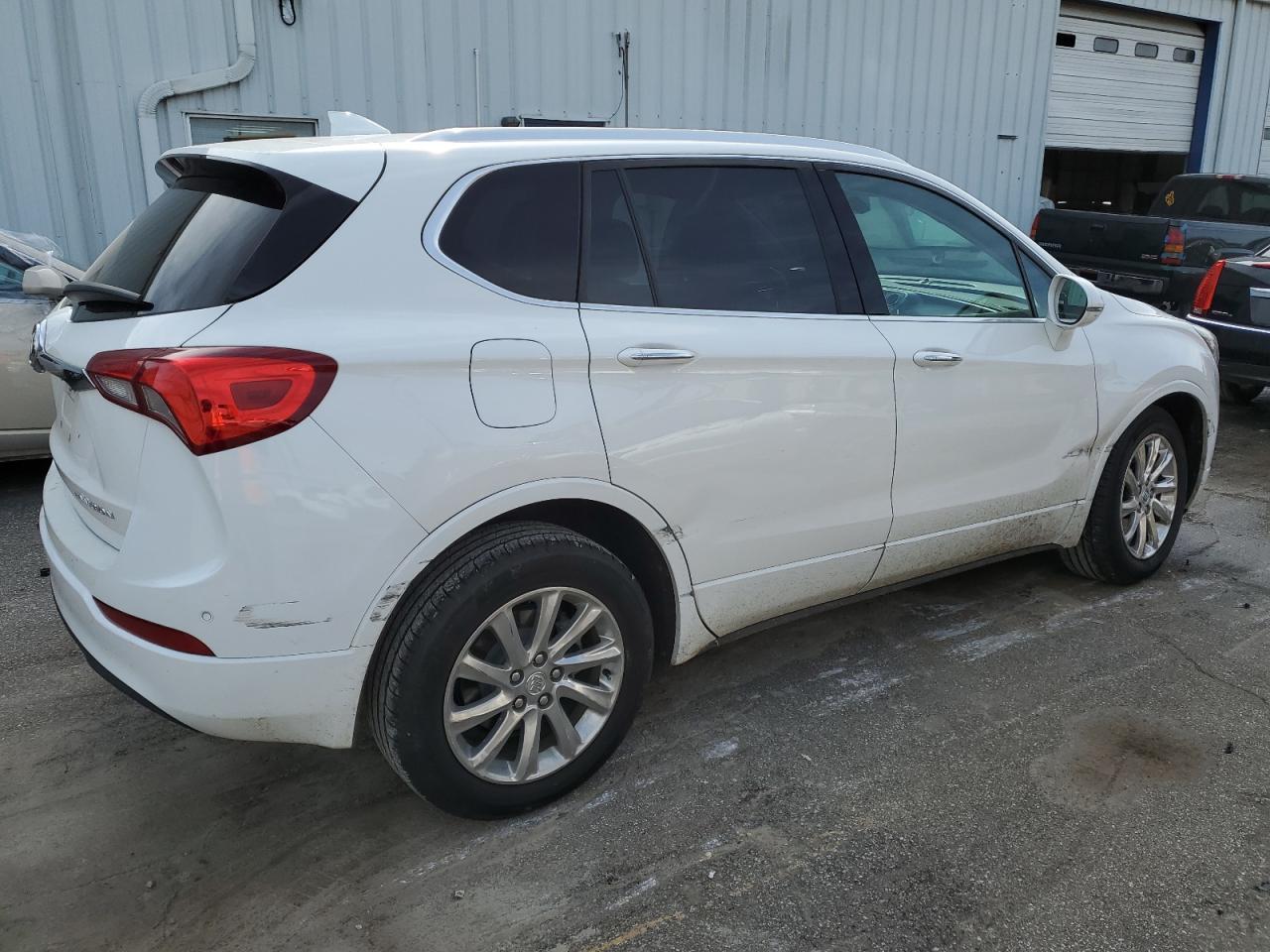 Photo 2 VIN: LRBFXCSA7KD022388 - BUICK ENVISION 