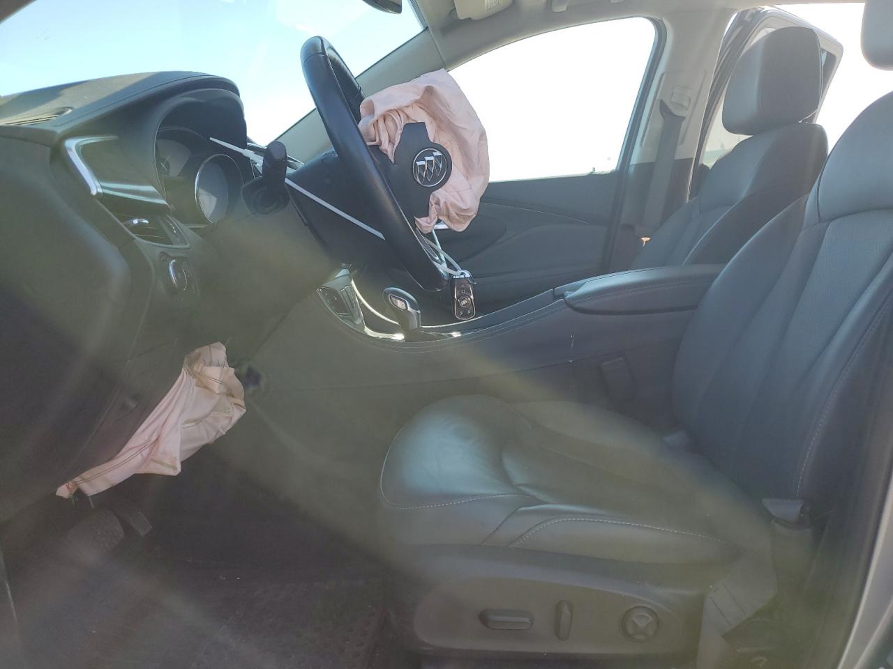 Photo 6 VIN: LRBFXCSA7LD081877 - BUICK ENVISION 