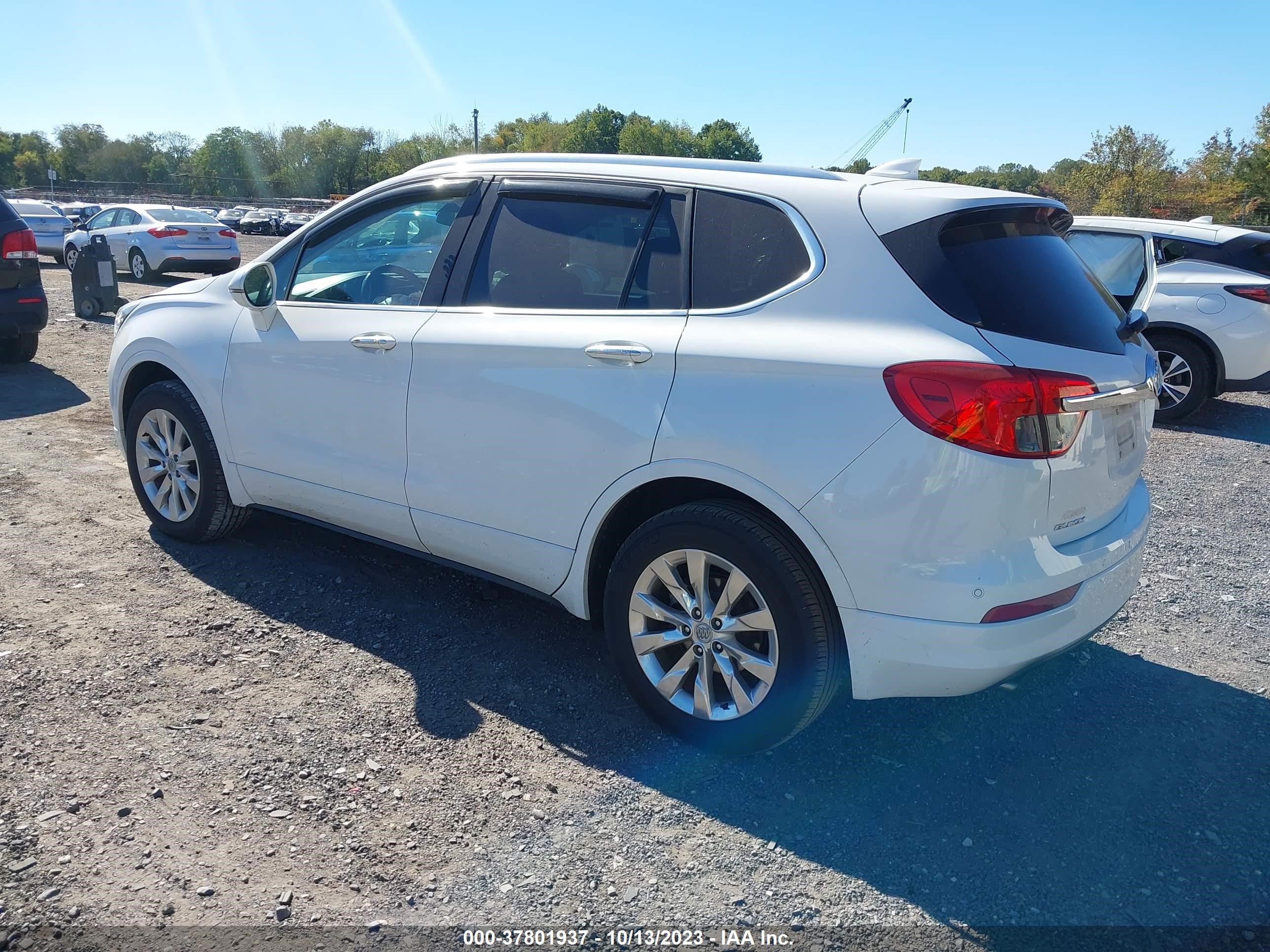 Photo 2 VIN: LRBFXDSAXHD147903 - BUICK ENVISION 