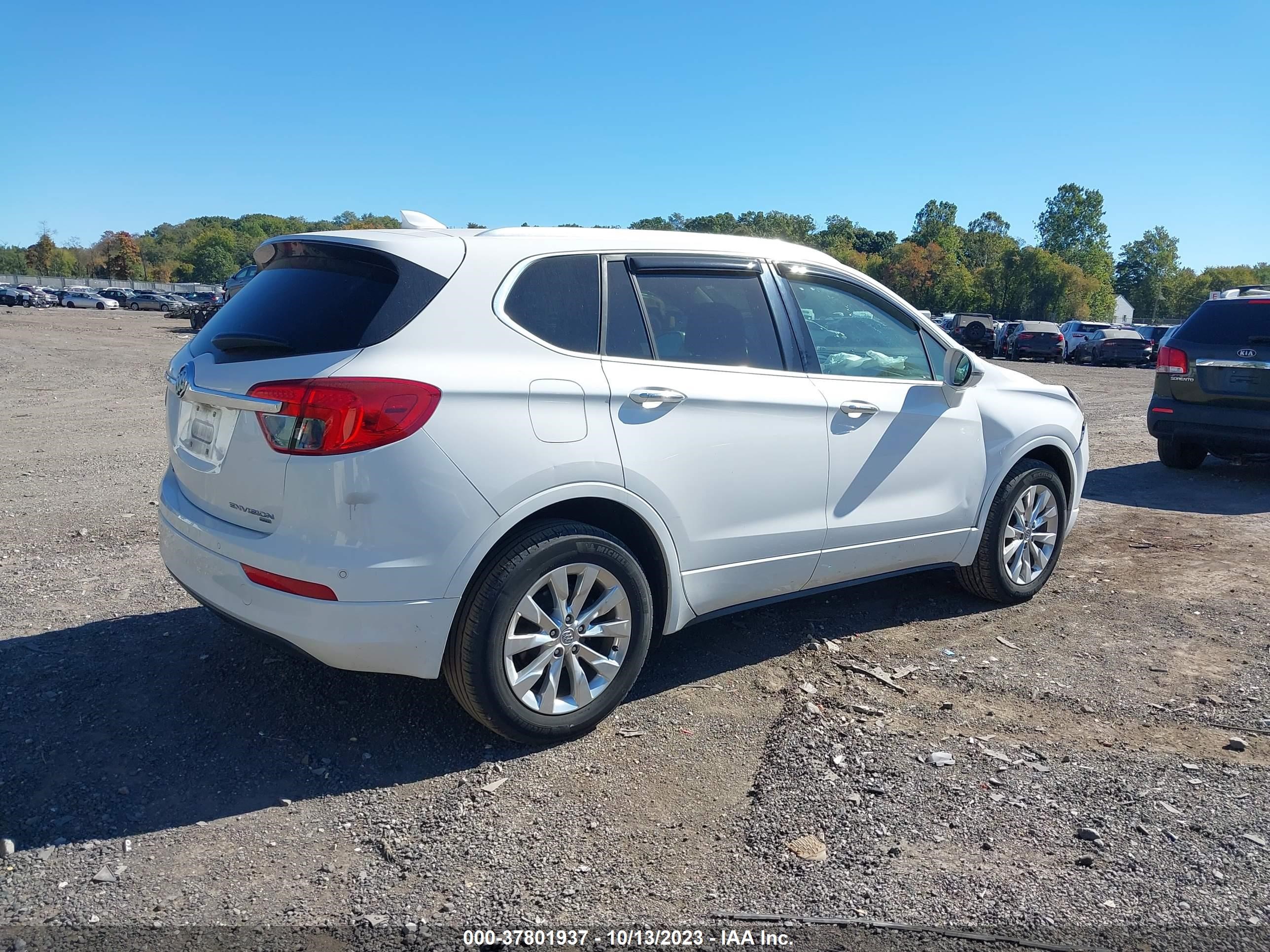 Photo 3 VIN: LRBFXDSAXHD147903 - BUICK ENVISION 