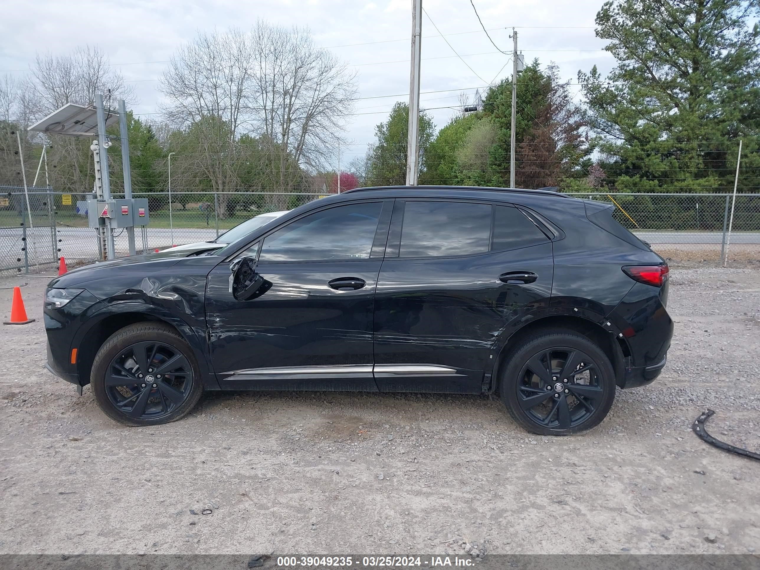 Photo 13 VIN: LRBFZNR43PD054395 - BUICK ENVISION 