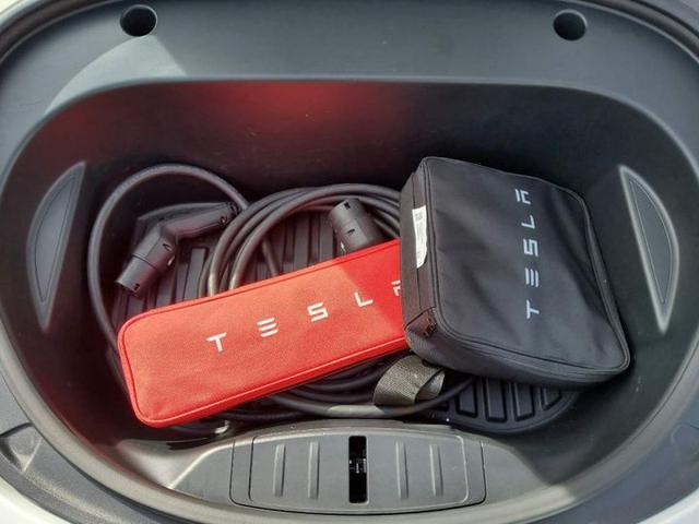 Photo 5 VIN: LRW3E7FR2NC487718 - TESLA MODEL 