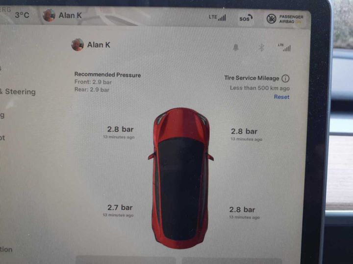 Photo 2 VIN: LRW3E7FR8NC508815 - TESLA MODEL 3 