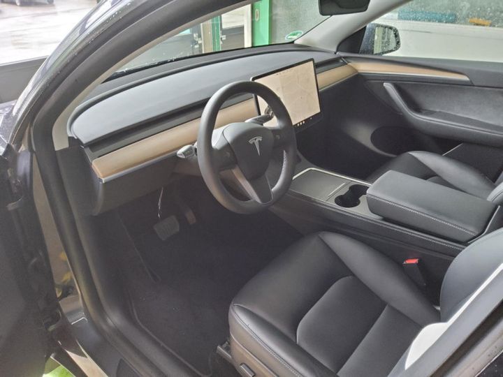 Photo 13 VIN: LRWYGCEK0NC257351 - TESLA MODEL Y 