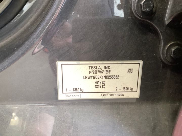 Photo 15 VIN: LRWYGCEK1NC255852 - TESLA MODEL Y 