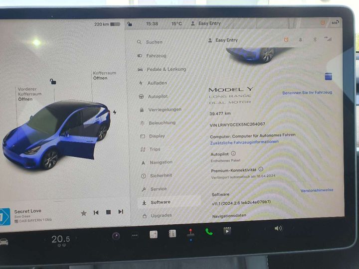 Photo 14 VIN: LRWYGCEK5NC264067 - TESLA MODEL Y 