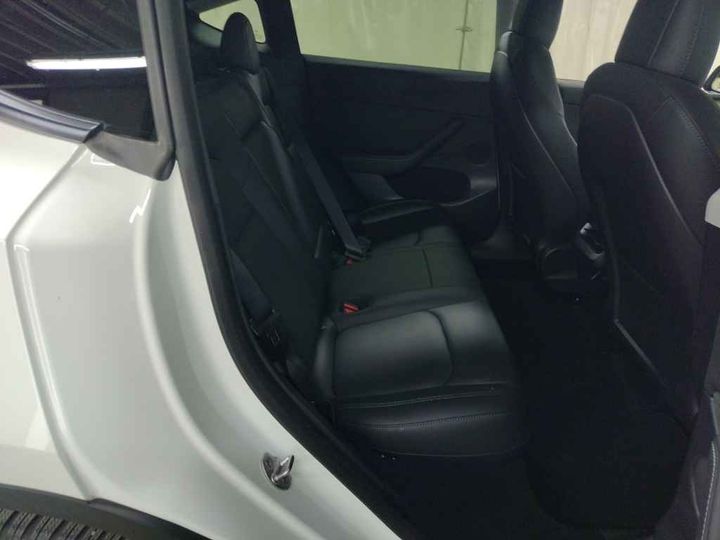 Photo 5 VIN: LRWYGCEK5NC340953 - TESLA MODEL Y 