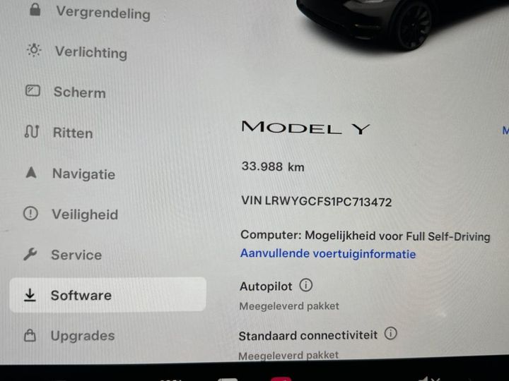 Photo 4 VIN: LRWYGCFS1PC713472 - TESLA MODEL Y 