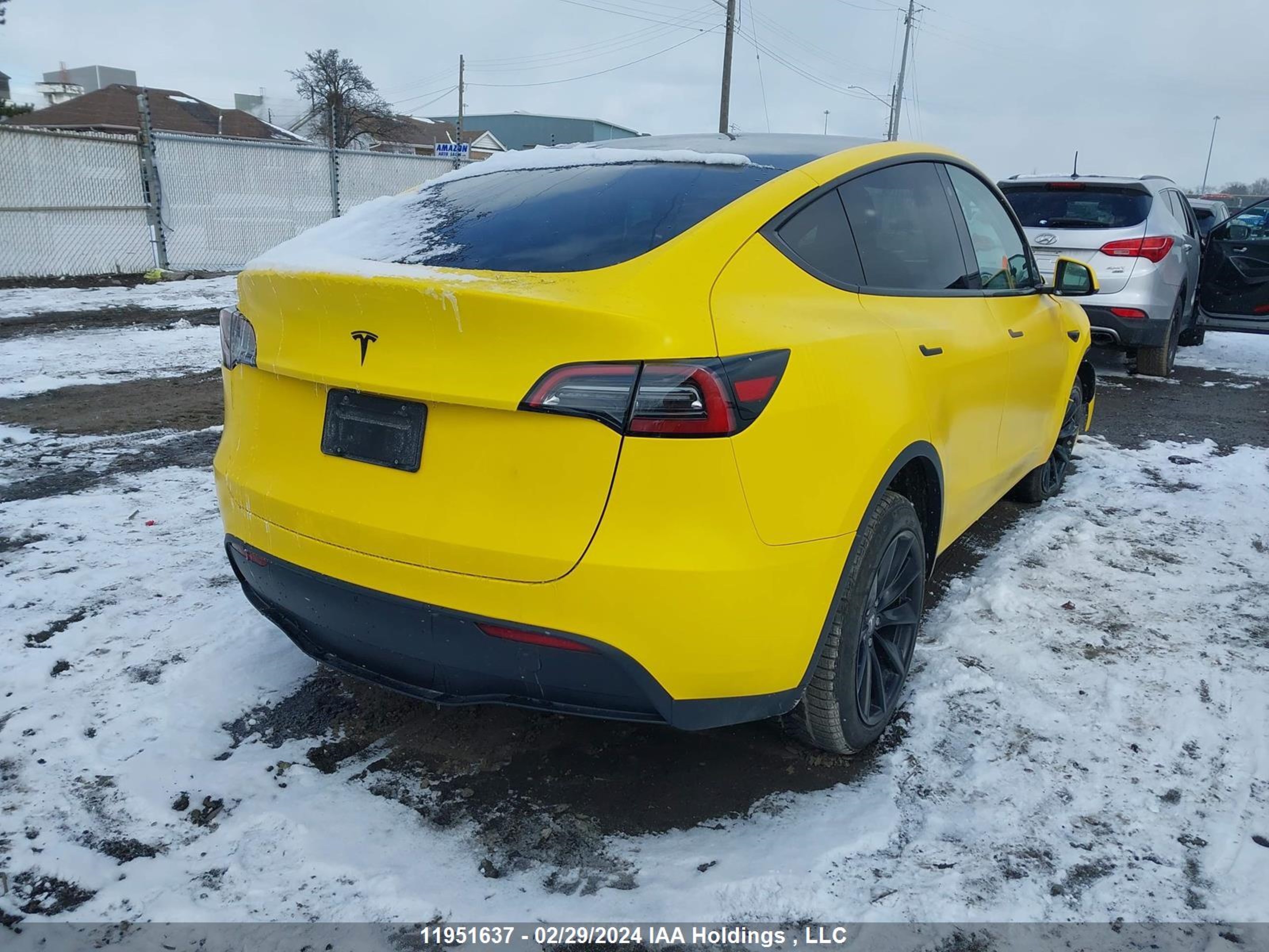 Photo 3 VIN: LRWYGDEE4PC161998 - TESLA MODEL Y 