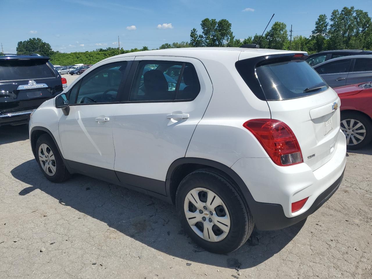 Photo 1 VIN: LSGCJKSB1KY008332 - CHEVROLET TRAX 