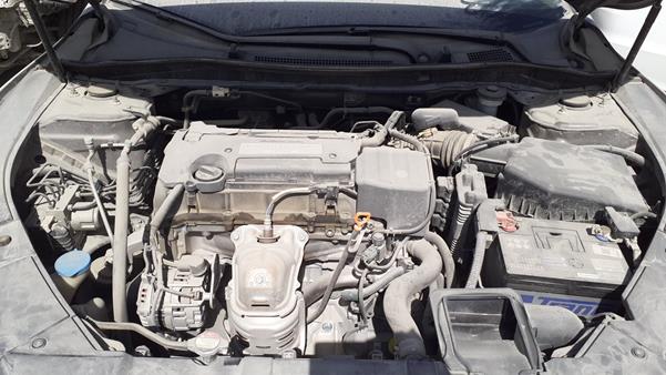 Photo 25 VIN: LUCCR2626F3417066 - HONDA ACCORD 