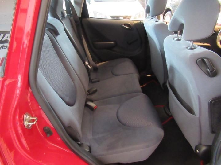 Photo 8 VIN: LUCGE385063204530 - HONDA JAZZ 