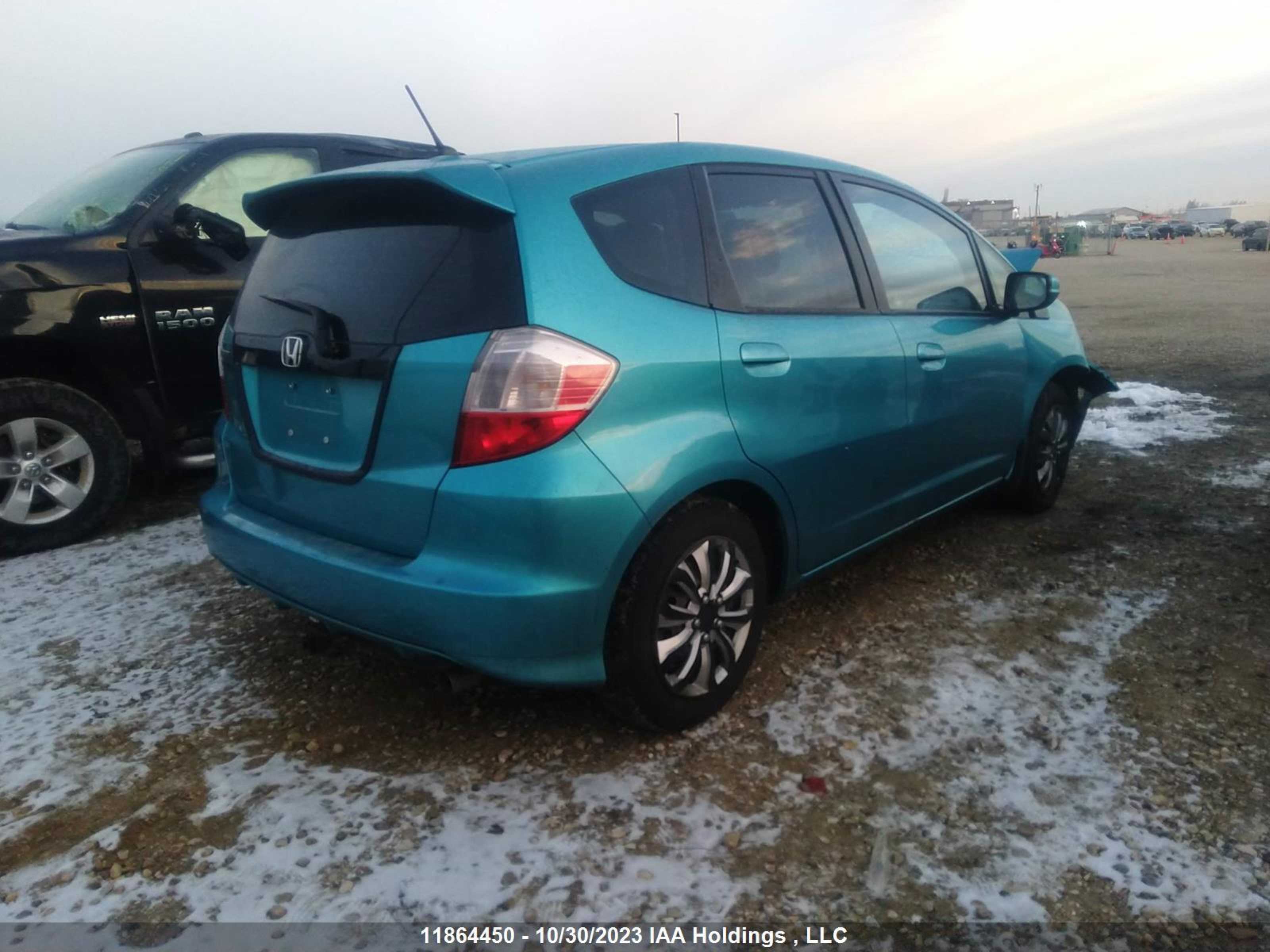 Photo 3 VIN: LUCGE8G51C3002208 - HONDA FIT 