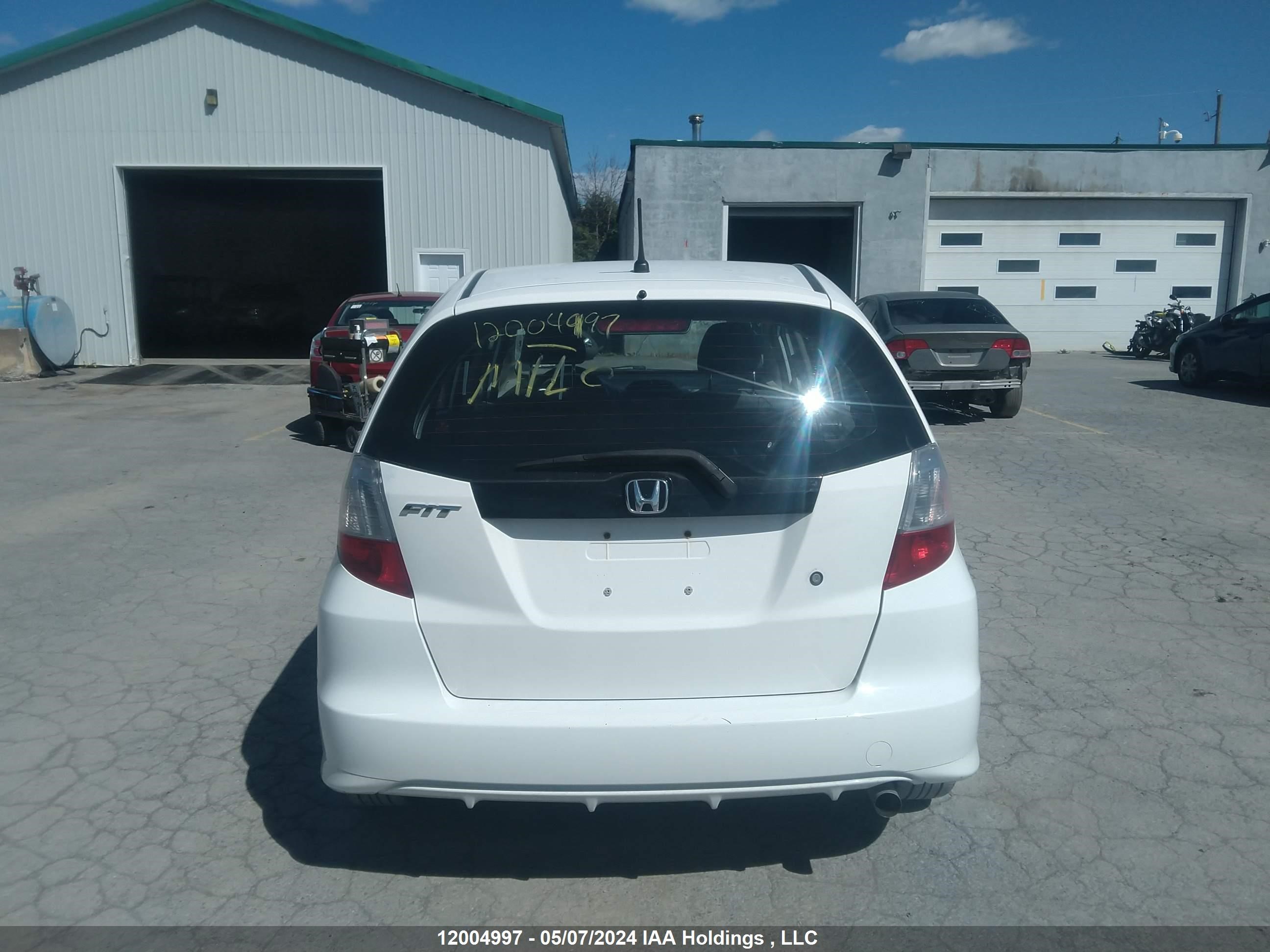 Photo 16 VIN: LUCGE8H34E3005944 - HONDA FIT 