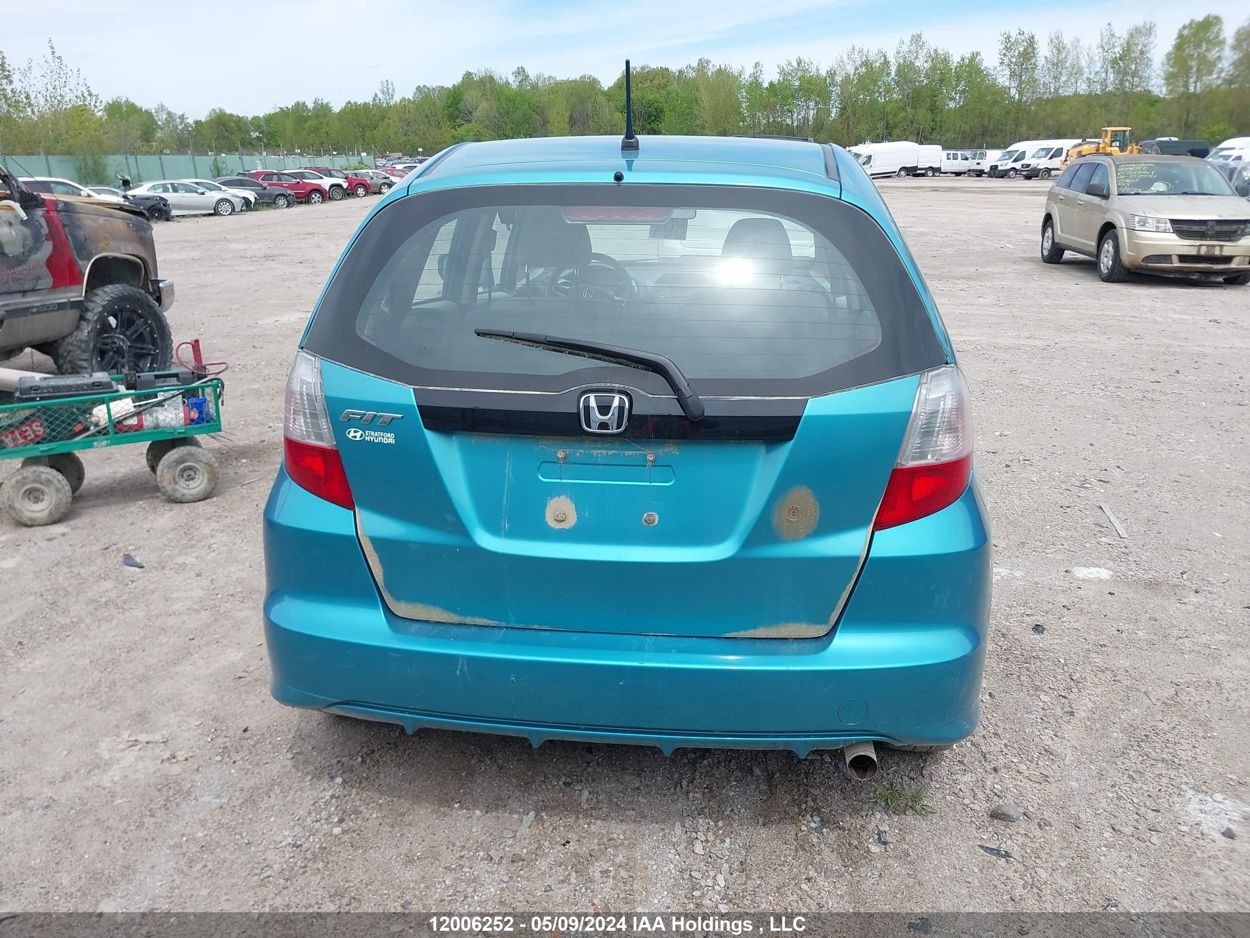 Photo 15 VIN: LUCGE8H3XE3004281 - HONDA FIT 