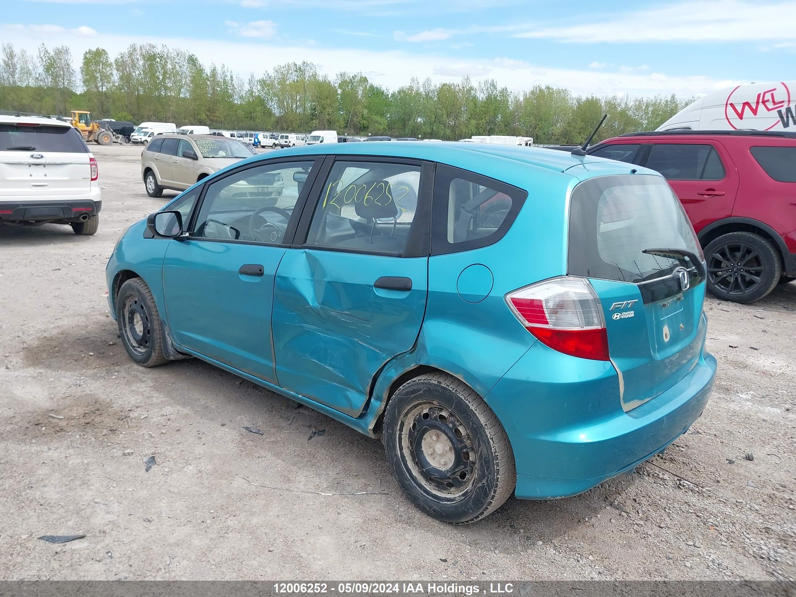 Photo 5 VIN: LUCGE8H3XE3004281 - HONDA FIT 