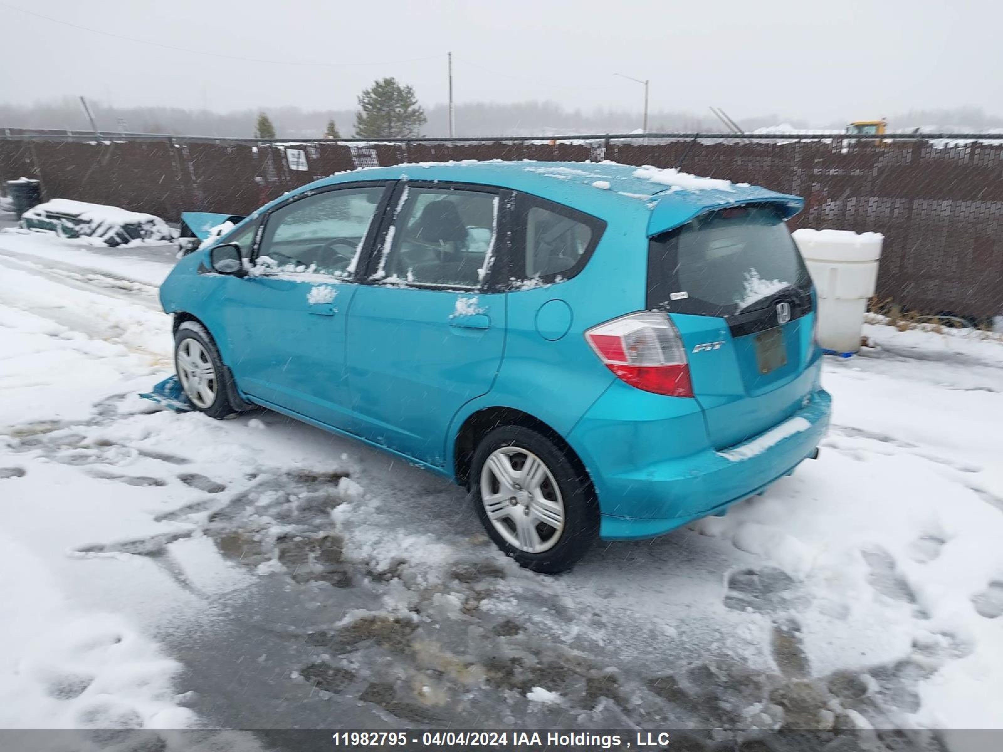 Photo 2 VIN: LUCGE8H50D3006668 - HONDA FIT 