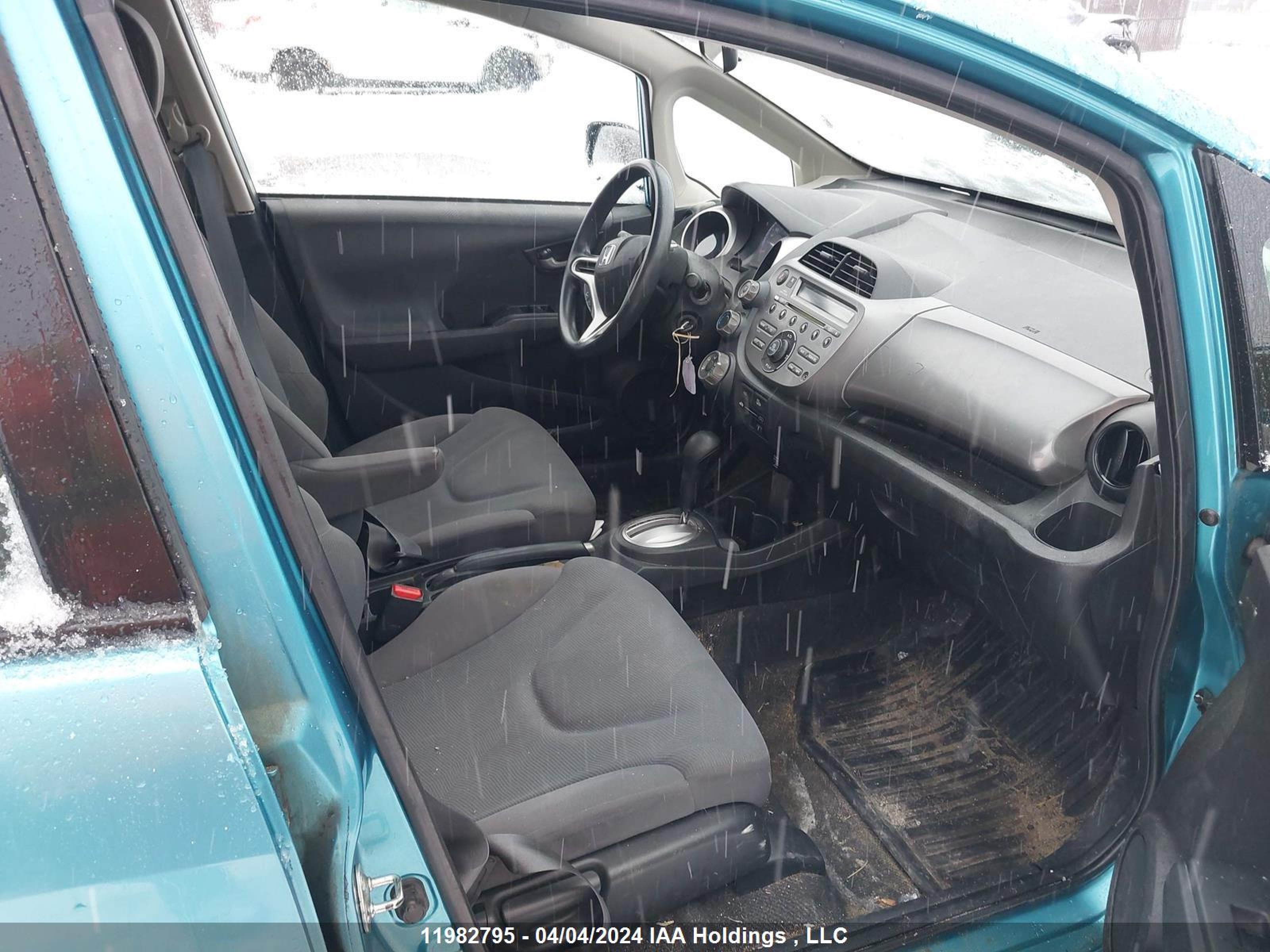 Photo 4 VIN: LUCGE8H50D3006668 - HONDA FIT 