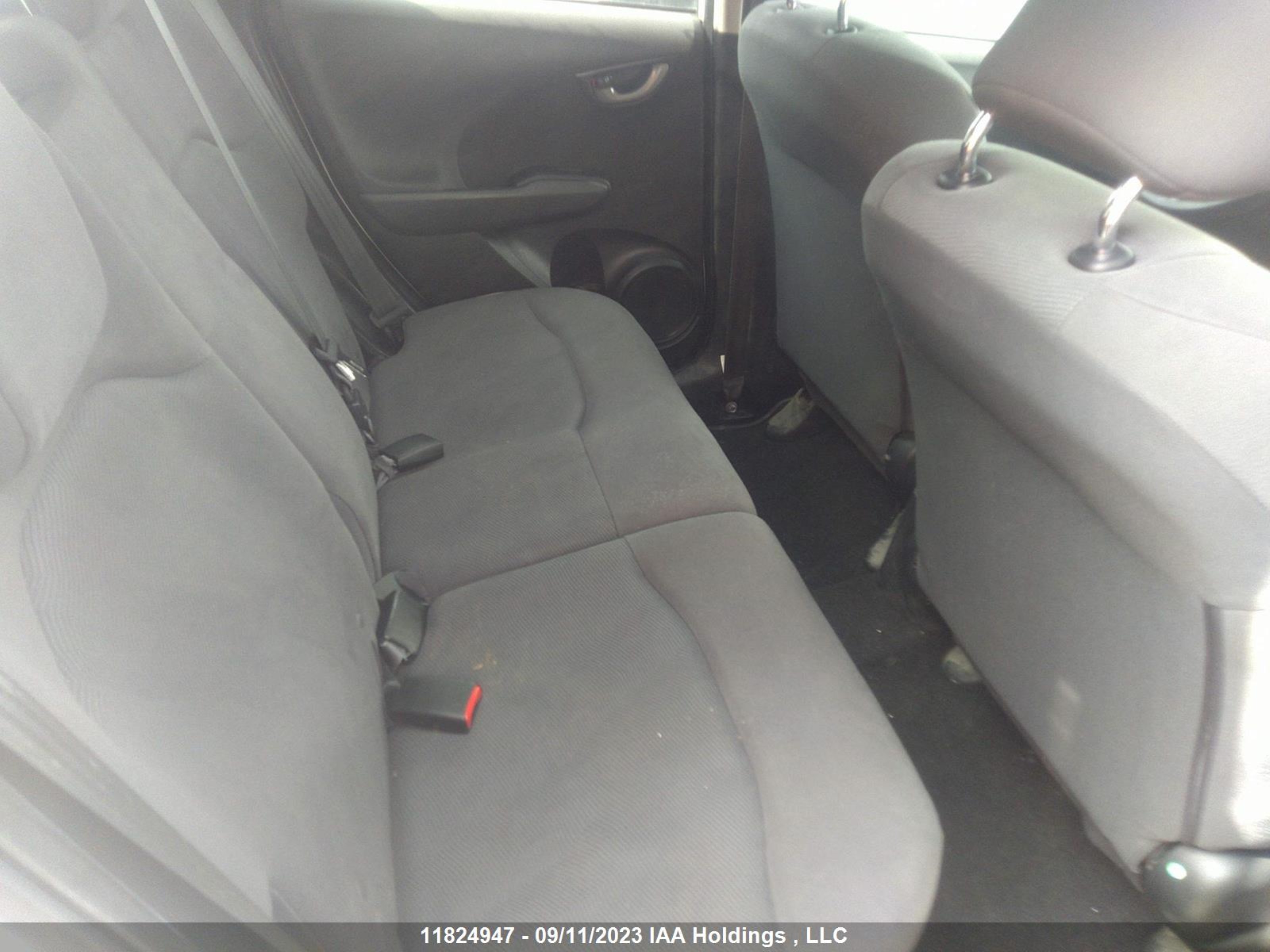 Photo 7 VIN: LUCGE8H57E3002280 - HONDA FIT 