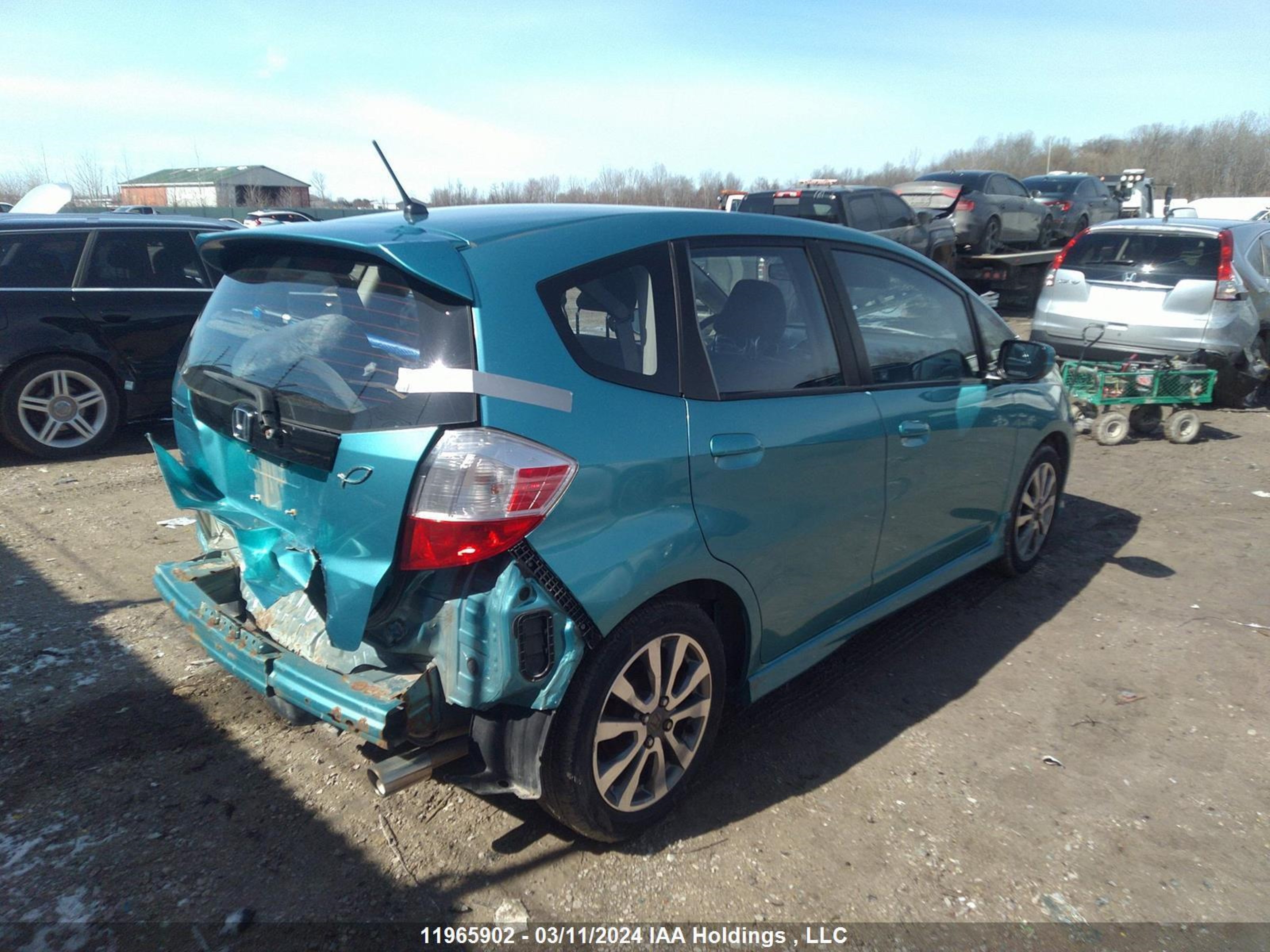 Photo 3 VIN: LUCGE8H74E3002917 - HONDA FIT 