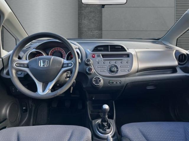 Photo 9 VIN: LUCGG275093218296 - HONDA JAZZ 