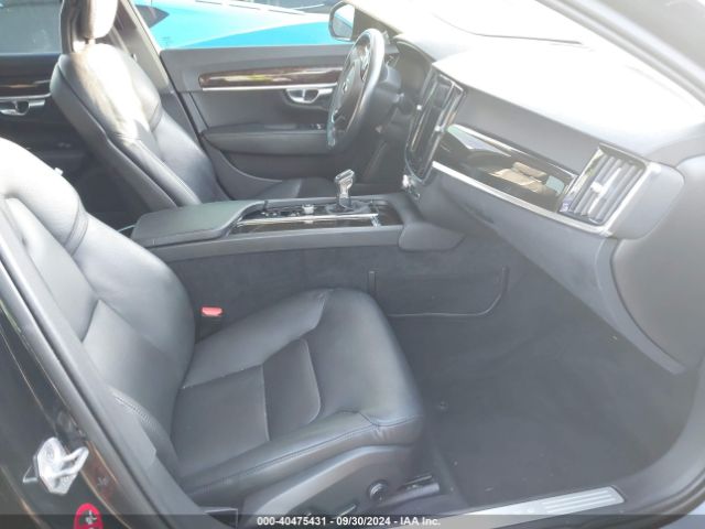 Photo 4 VIN: LVY982AK2JP027858 - VOLVO S90 