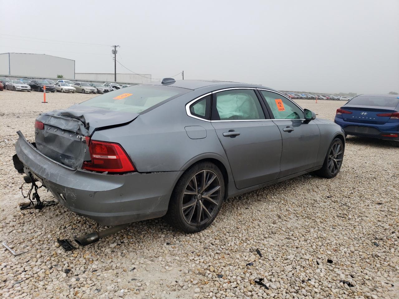 Photo 2 VIN: LVY982AK7JP017181 - VOLVO S90 