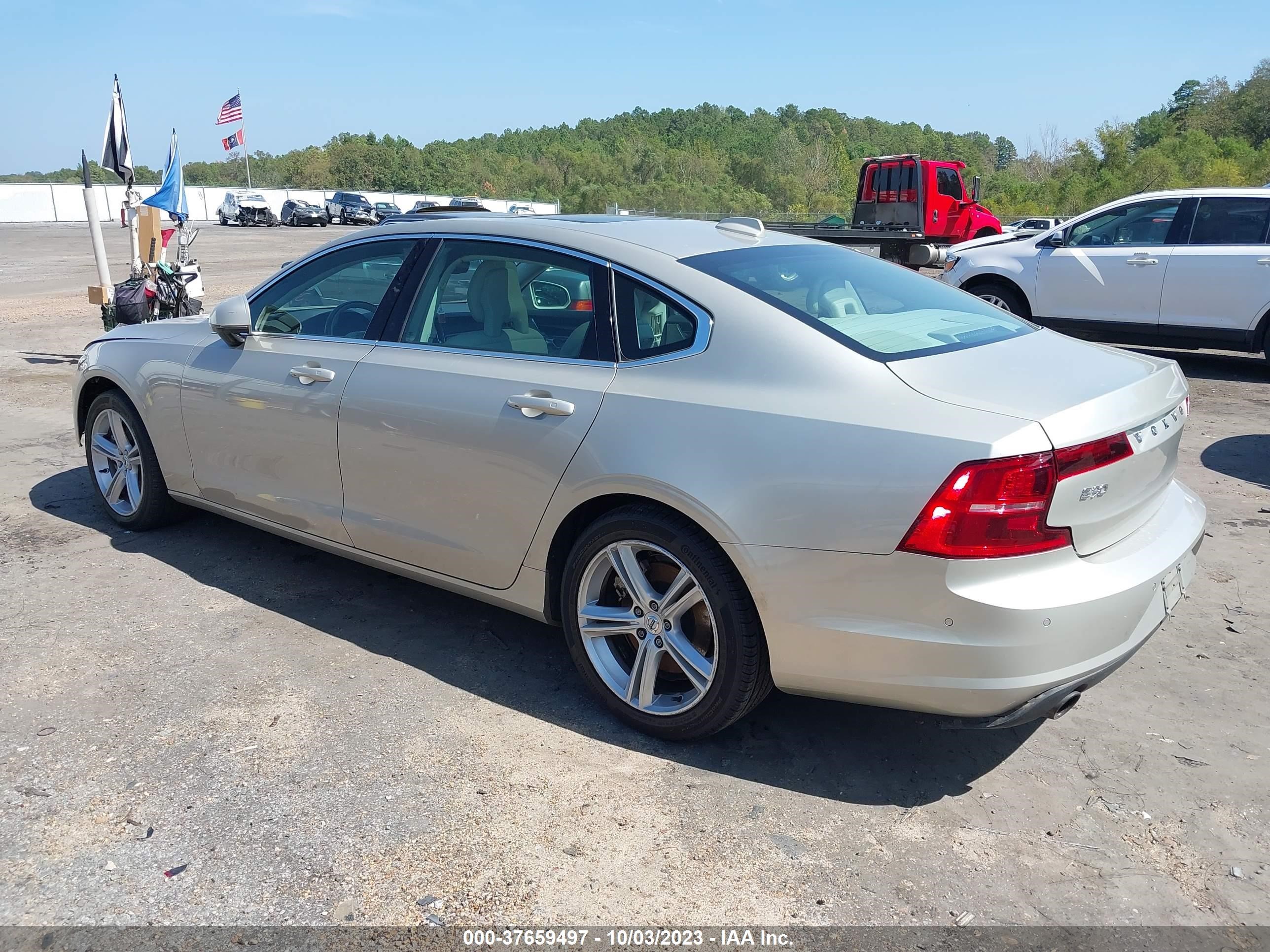 Photo 2 VIN: LVY982MK5JP022889 - VOLVO S90 