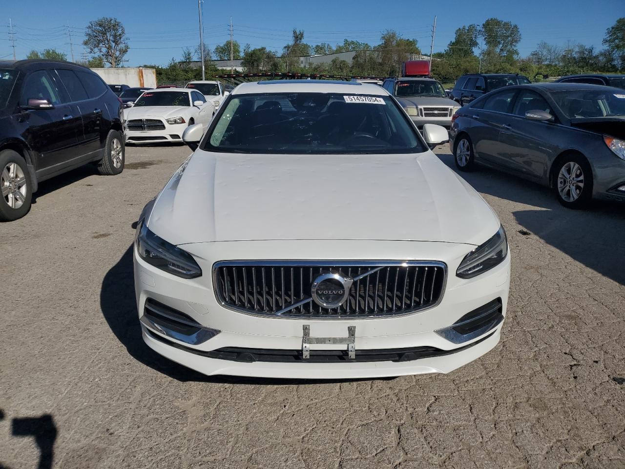 Photo 4 VIN: LVY992ML4JP007015 - VOLVO S90 