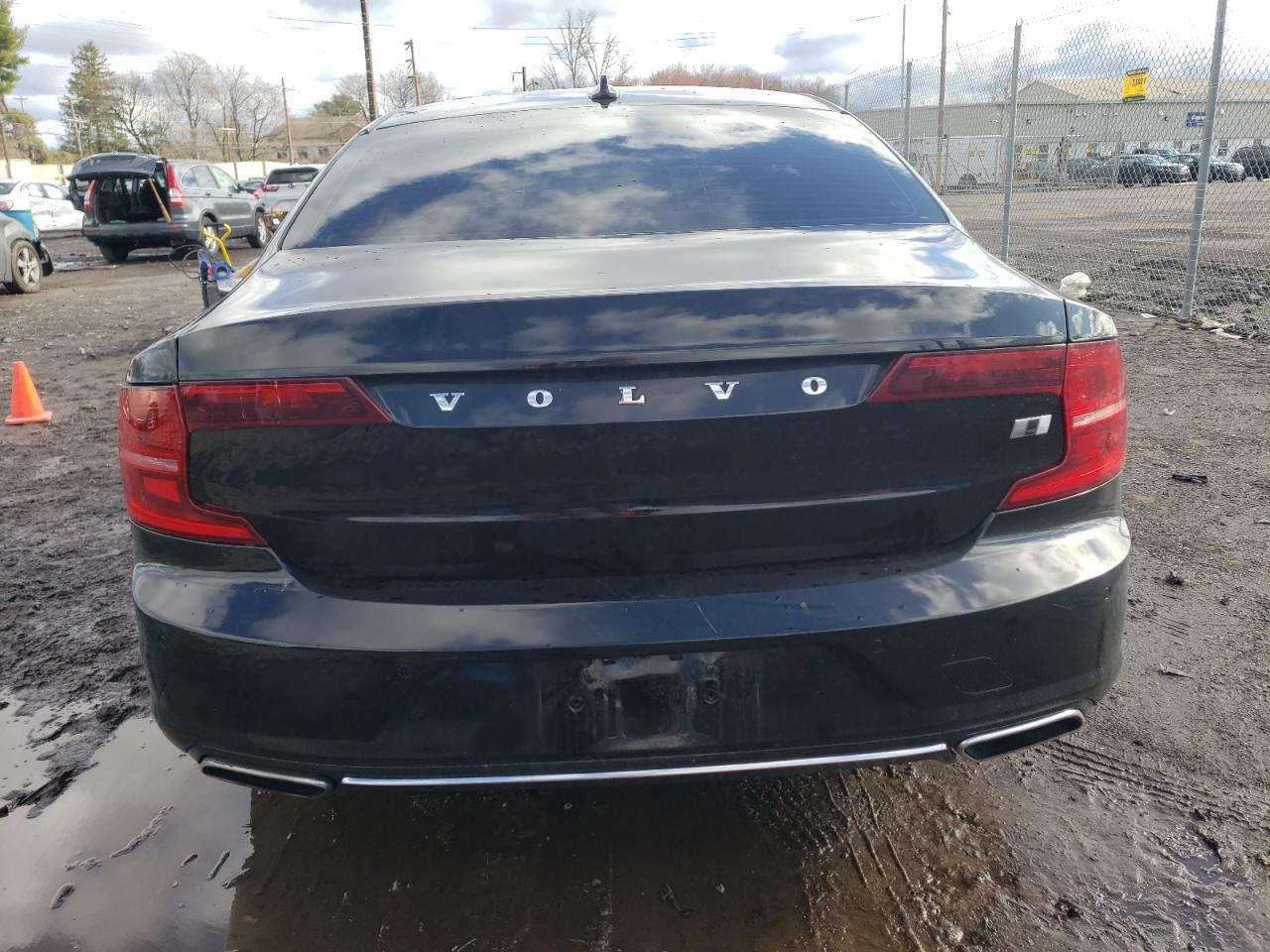 Photo 5 VIN: LVY992ML8JP017028 - VOLVO S90 