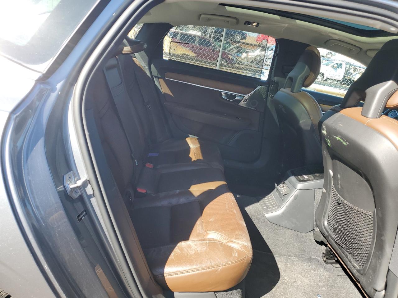 Photo 9 VIN: LVYBC0AL6JP031618 - VOLVO S90 