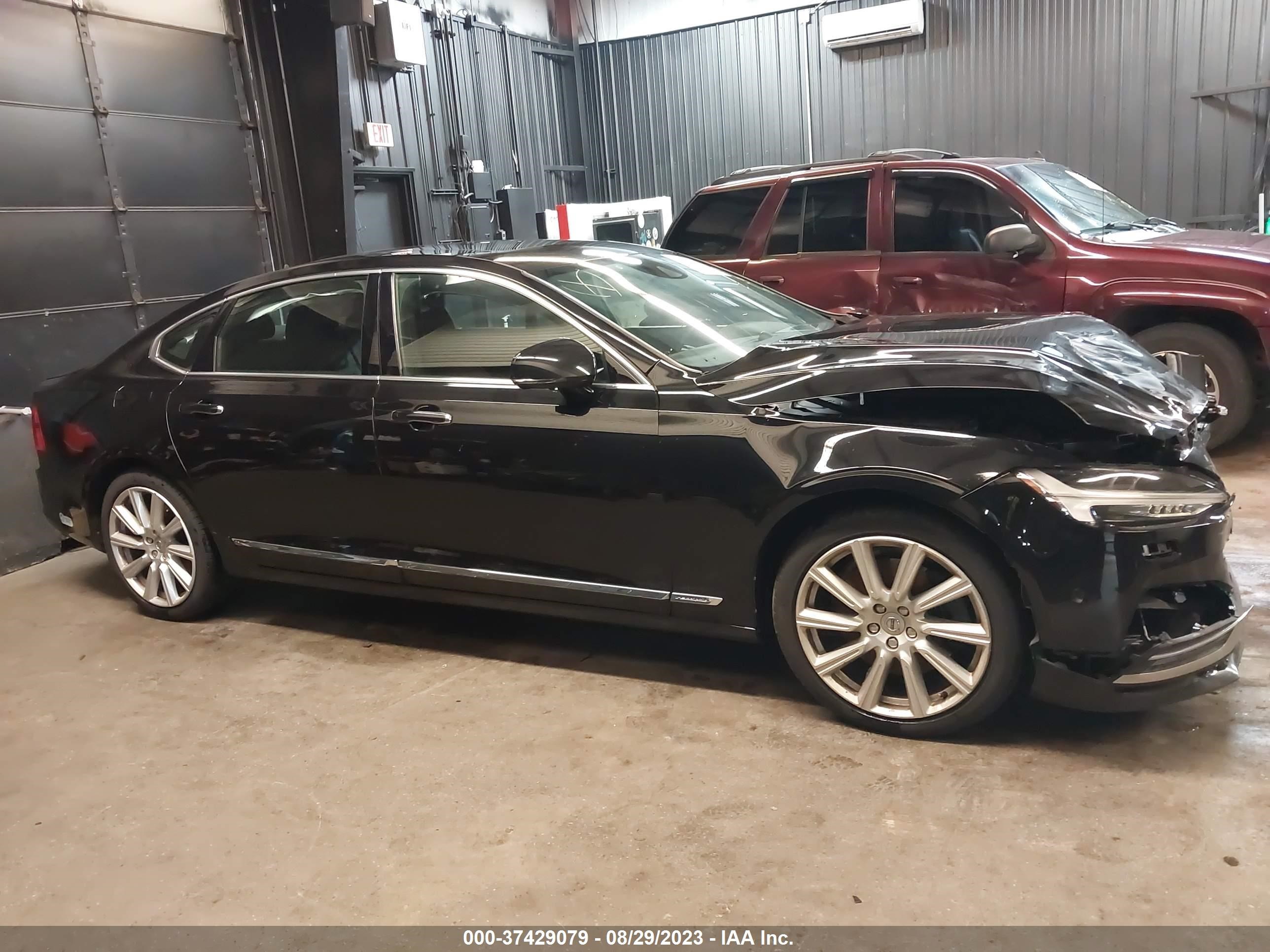 Photo 12 VIN: LVYBR0AL1JP046123 - VOLVO S90 