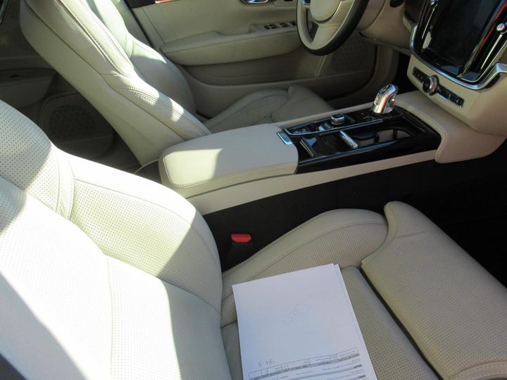 Photo 12 VIN: LVYPSBMTDKP067401 - VOLVO S90 