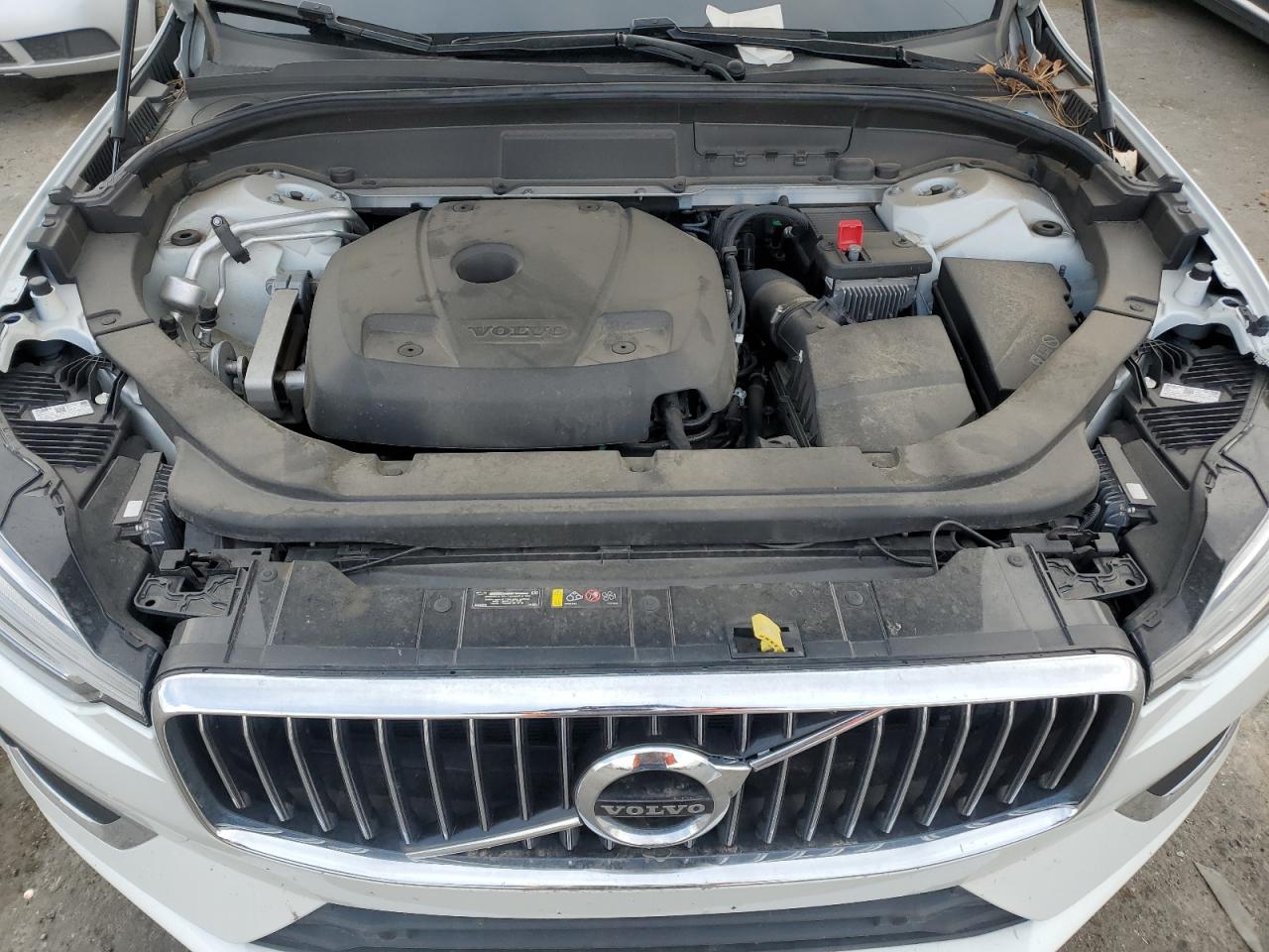 Photo 10 VIN: LYV102DL9KB381857 - VOLVO XC60 