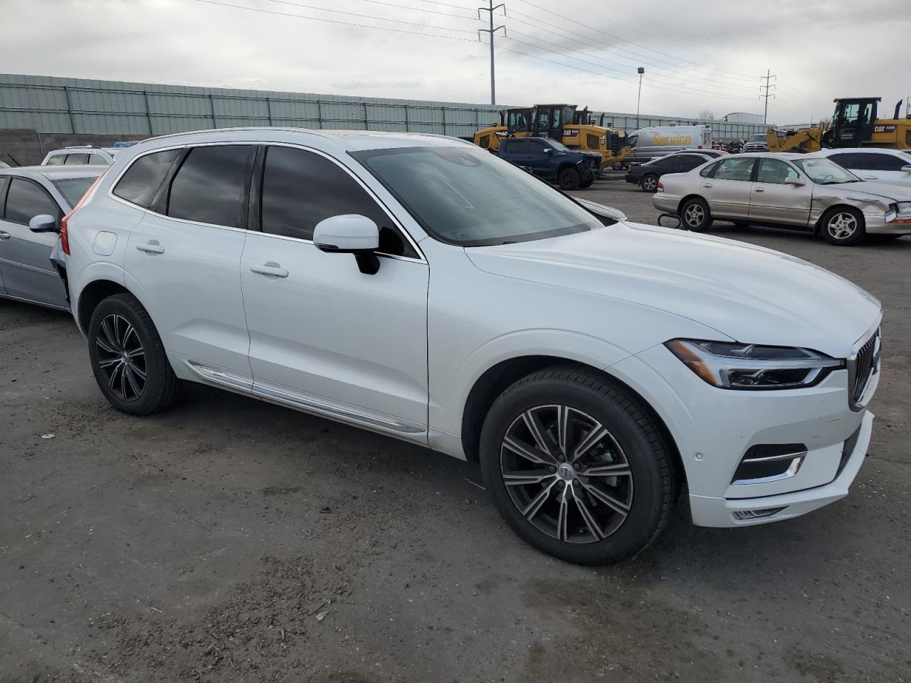 Photo 3 VIN: LYV102DL9KB381857 - VOLVO XC60 