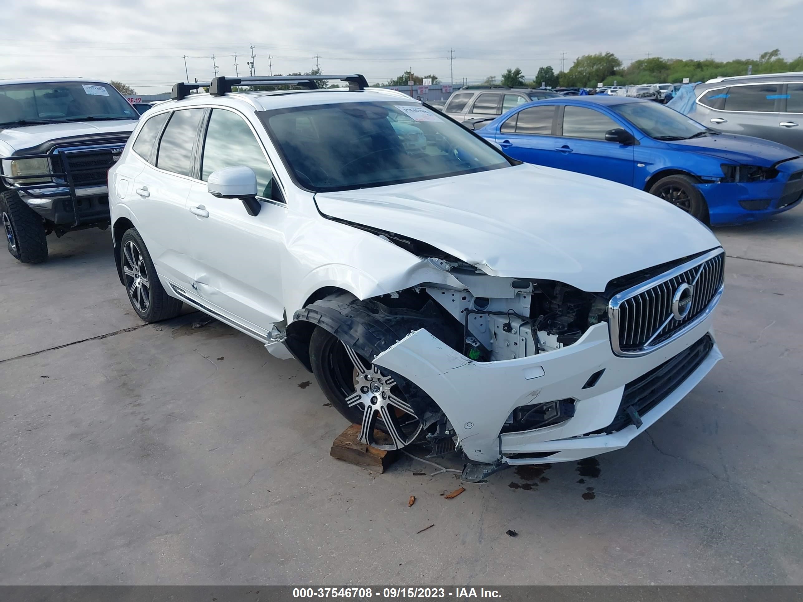 Photo 0 VIN: LYV102DLXKB293139 - VOLVO XC60 