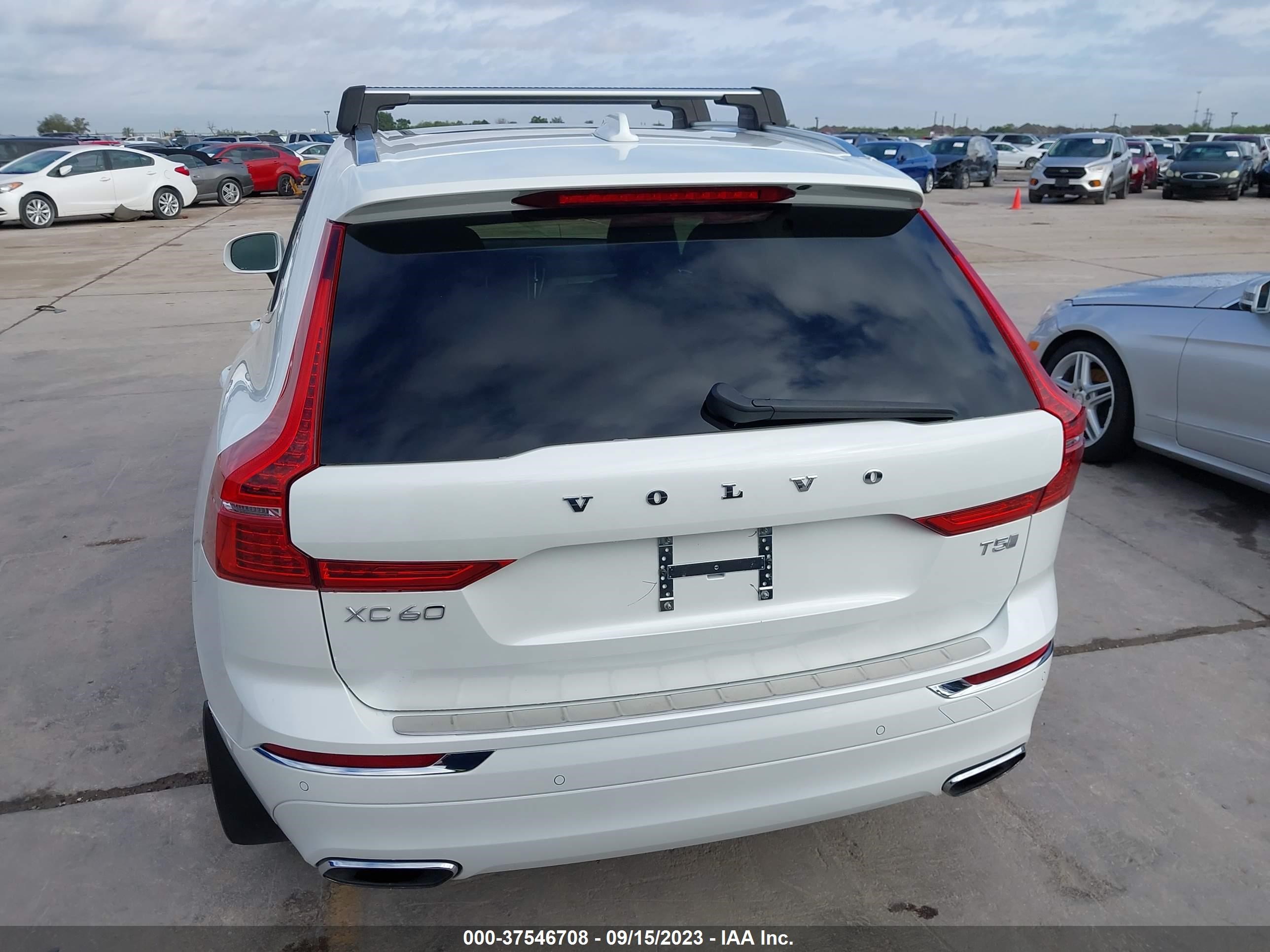 Photo 15 VIN: LYV102DLXKB293139 - VOLVO XC60 