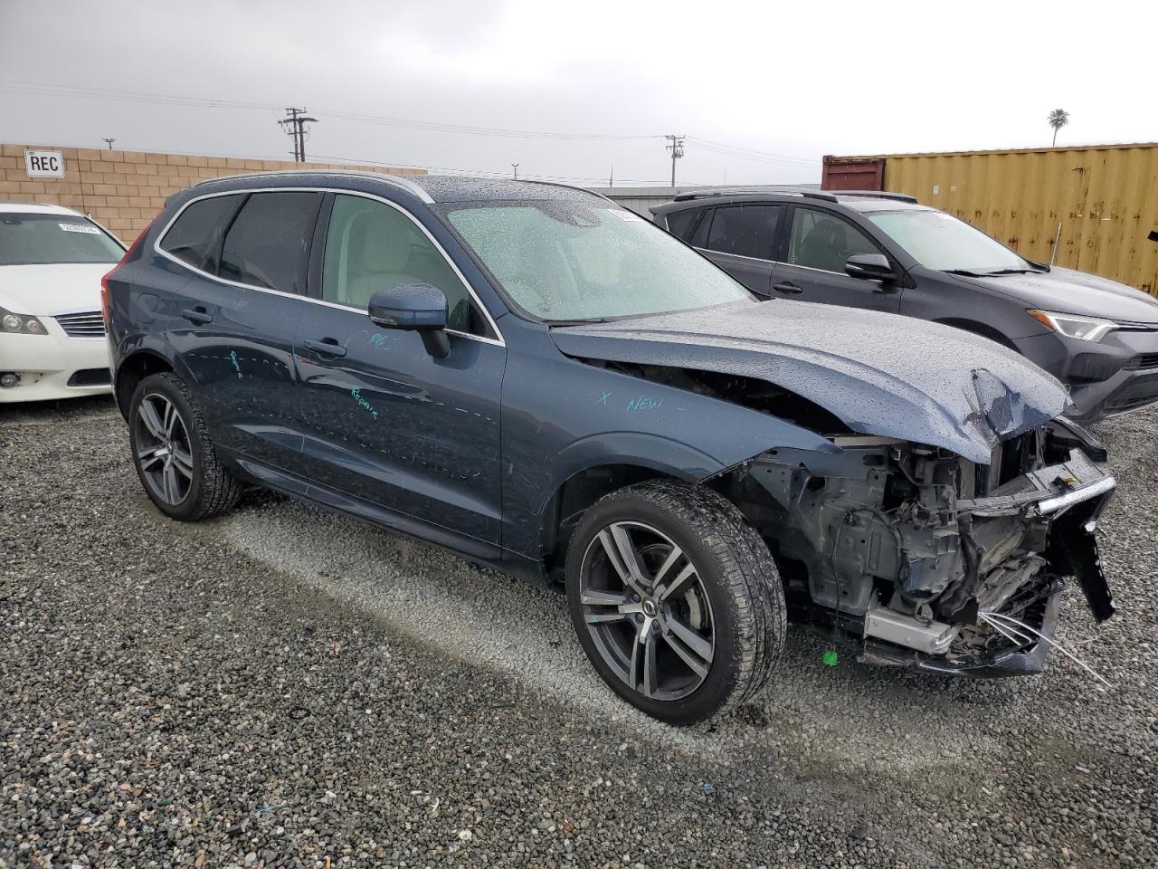 Photo 3 VIN: LYV102RK5KB284929 - VOLVO XC60 