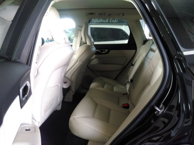 Photo 3 VIN: LYV102RK6KB376261 - VOLVO XC60 