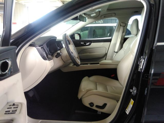 Photo 5 VIN: LYV102RK6KB376261 - VOLVO XC60 