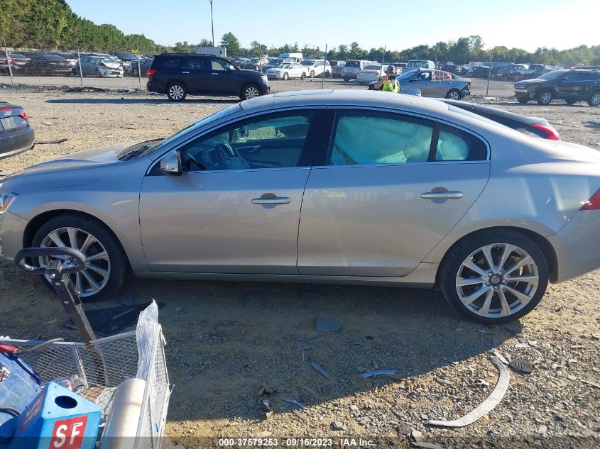 Photo 13 VIN: LYV402HK1JB168463 - VOLVO S60 