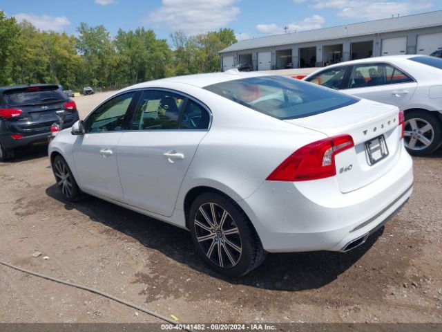 Photo 2 VIN: LYV402HK2HB129956 - VOLVO S60 