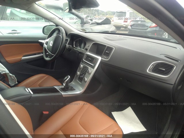 Photo 4 VIN: LYV402HK2HB142643 - VOLVO S60 