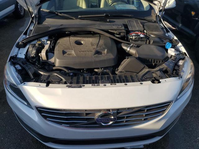 Photo 10 VIN: LYV402HK3JB176984 - VOLVO S60 PREMIE 