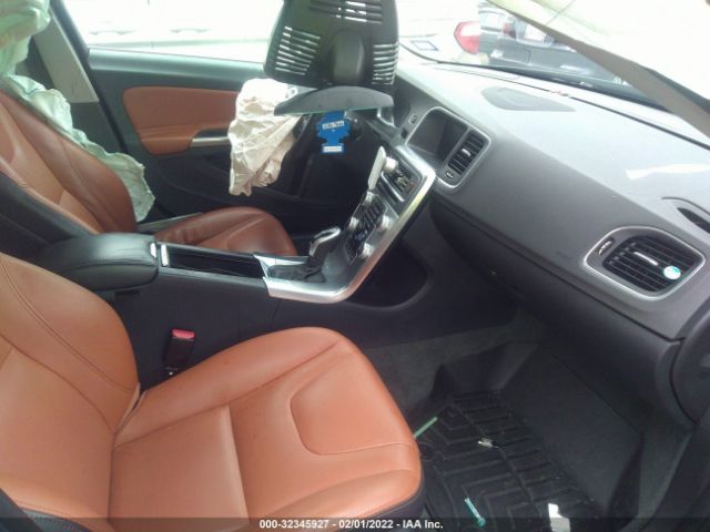 Photo 4 VIN: LYV402HKXJB165660 - VOLVO S60 